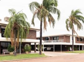  Longreach Airport - LRE 근처 호텔 Longreach Motor Inn