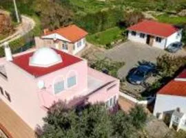 Charming Studio with Pool, Mountain View in Monchique, 50sqm
