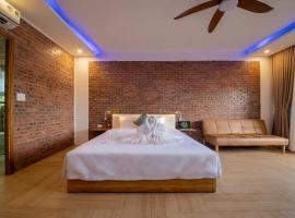 Hoi An Golden Bamboo An Bang Beach Villa & Spa, bed and breakfast en Hoi An