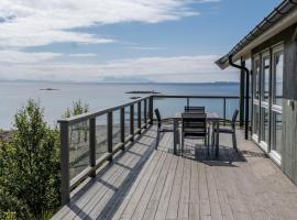 Arctic Panorama House, hotel v destinaci Lødingen