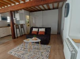 Appartement cosy au coeur d'Auvers-Sur-Oise, vacation rental in Auvers-sur-Oise