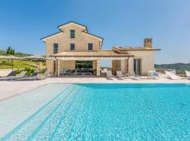 Villa Ada by Mmega