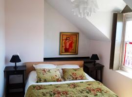 A Vol D'Oiseau, ξενοδοχείο στην Ονφλέρ