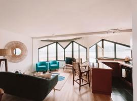 Just Like Home - Blue River, hotel in Caminha