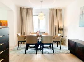 Luxury suburb house - bright, quiet, beautiful, semesterhus i Wien