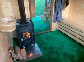 Camping sauna masaj ciubar、Petrilaのバケーションレンタル