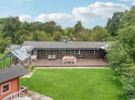 Amazing Home In Stege With Kitchen, 3-star hotel in Stege