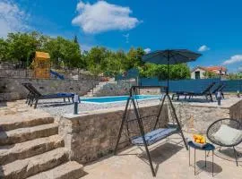 Nice Home In Zmijavci With Outdoor Swimming Pool