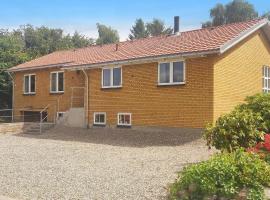 Holiday home Nordborg XXV, къща тип котидж в Нордборг