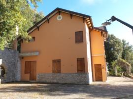 Appartamento Villa Marta, hotel barato en Spoleto
