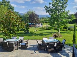 Green Villa Rodna: Skopje şehrinde bir otel