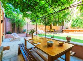 Le Gîte du Carmel, hotel v destinaci Carpentras