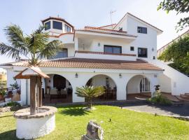 Finca Villa Huerta, hotel amb piscina a Icod de los Vinos