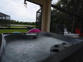 Elite Homes - Cumbrian Lakes – hotel w pobliżu miejsca Green Meadows Petting Farm w mieście Kissimmee