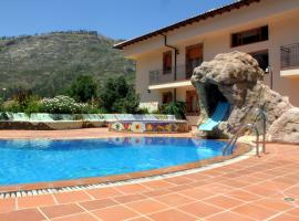 Gran Hotel Spa Parque de Cazorla, hotel v destinácii Arroyo Frio