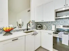 BBQ Ready Retreat with Pool Access in Palm Harbor