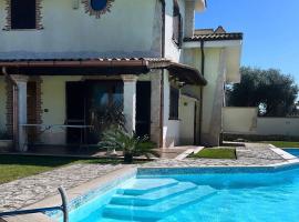 Gold Luxury House, cottage in Anzio