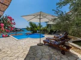 Unique Villa w/Pool, Teracess - Spectacular View