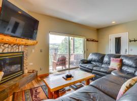 Cozy Condo with Views, 3 Mi to Winter Park Resort!, ξενοδοχείο σε Winter Park