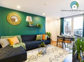 Amazing Flat-Parking available-By FabAccommodation, hotel near National Museum Cardiff, Cardiff