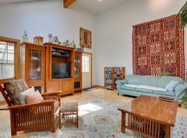 Tannersville Vacation Rental with Pool Table!, hotel in Tannersville