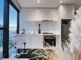 Prima Tower 1B Apt by GoodLive