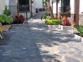 Casa Yollotzin, ξενοδοχείο σε Ajijic