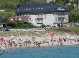 Viesnīca Hotel Duna pilsētā Portonovo