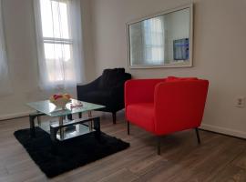 Charming Beautiful Luxury Apartment, hotel din Frederick