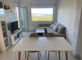 NUEVO. Reformado con vistas panorámicas y piscina, apartamento en Pals