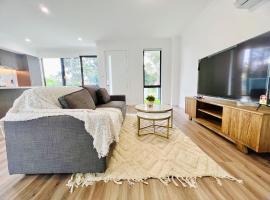 Austral Newly Built Modern 3 Br Home โรงแรมในHorningsea Park