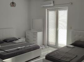 Golem Apartment, ξενοδοχείο σε Golem