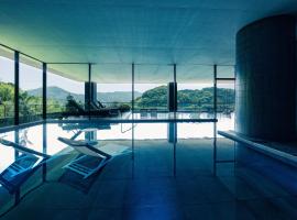 Urari Takeo Garden Terrace Spa Resorts, hotel di Takeo