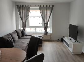 Wohnung Meeresbrise 48 qm mit Balkon, self catering accommodation in Rostock