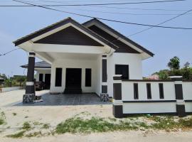 HOMESTAY CIK PHIA, βίλα σε Kuala Terengganu
