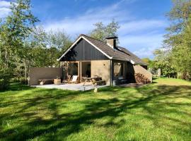 Familiehuis Lytse Miede, cottage in Formerum