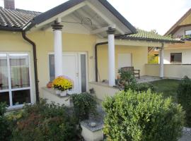 Ferienwohnung am Sulzbach, hotel com estacionamento em Sulzburg