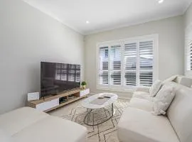 Rousehill Sweet Spacious 4BR Quiet House