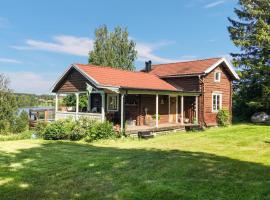 Lovely Home In Skellefte With Kitchen, cabaña o casa de campo en Skellefteå