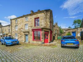 Bank House | Peak District, hotel with parking in Longnor