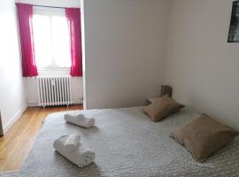 Appartement Ilianah, hotel in Domfront