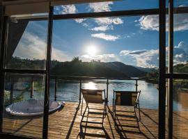 5CHALETS, Hotel in Guatapé