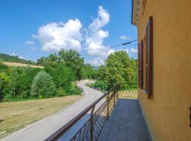 Stunning Home In Cagli With 3 Bedrooms And Wifi, casa o chalet en Cagli