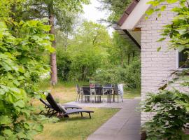 Vakantiehuis Veluwe Bosuil Nunspeet, rental pantai di Nunspeet