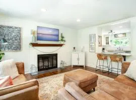 Cozy Creekside Rancher-Heart of Downtown Knoxville