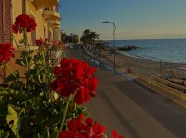 Hotel La Lampara, hotel v destinaci Reggio di Calabria