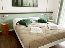 Sotto al Bosco B&B e Azienda Agricola – hotel w mieście Dubino