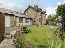 Netherbeck Cottage, hotel with parking in Carnforth
