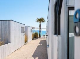 Arcadia Resort - Beach villa #8、プリヴラカのホテル