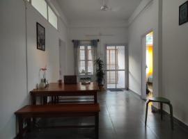 Golpo - Stories and Stays, guest house in Dibrugarh